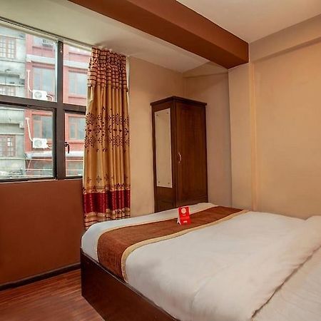 Divine Guest House Катманду Екстер'єр фото
